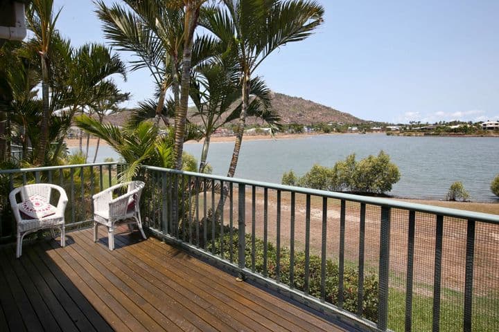 30 Martinez Avenue, WEST END QLD 4810, West End - Thumbnail 8