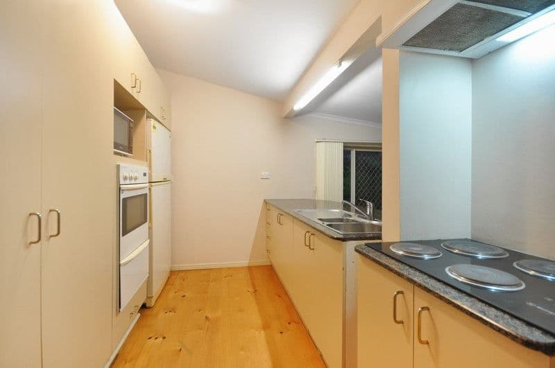 12 Castle Street, KEDRON QLD 4031, Kedron - Thumbnail 5