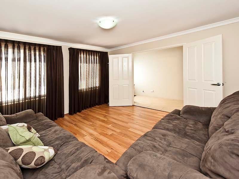 20 Wallingford Crescent, WELLARD WA 6170, Wellard - Thumbnail 2