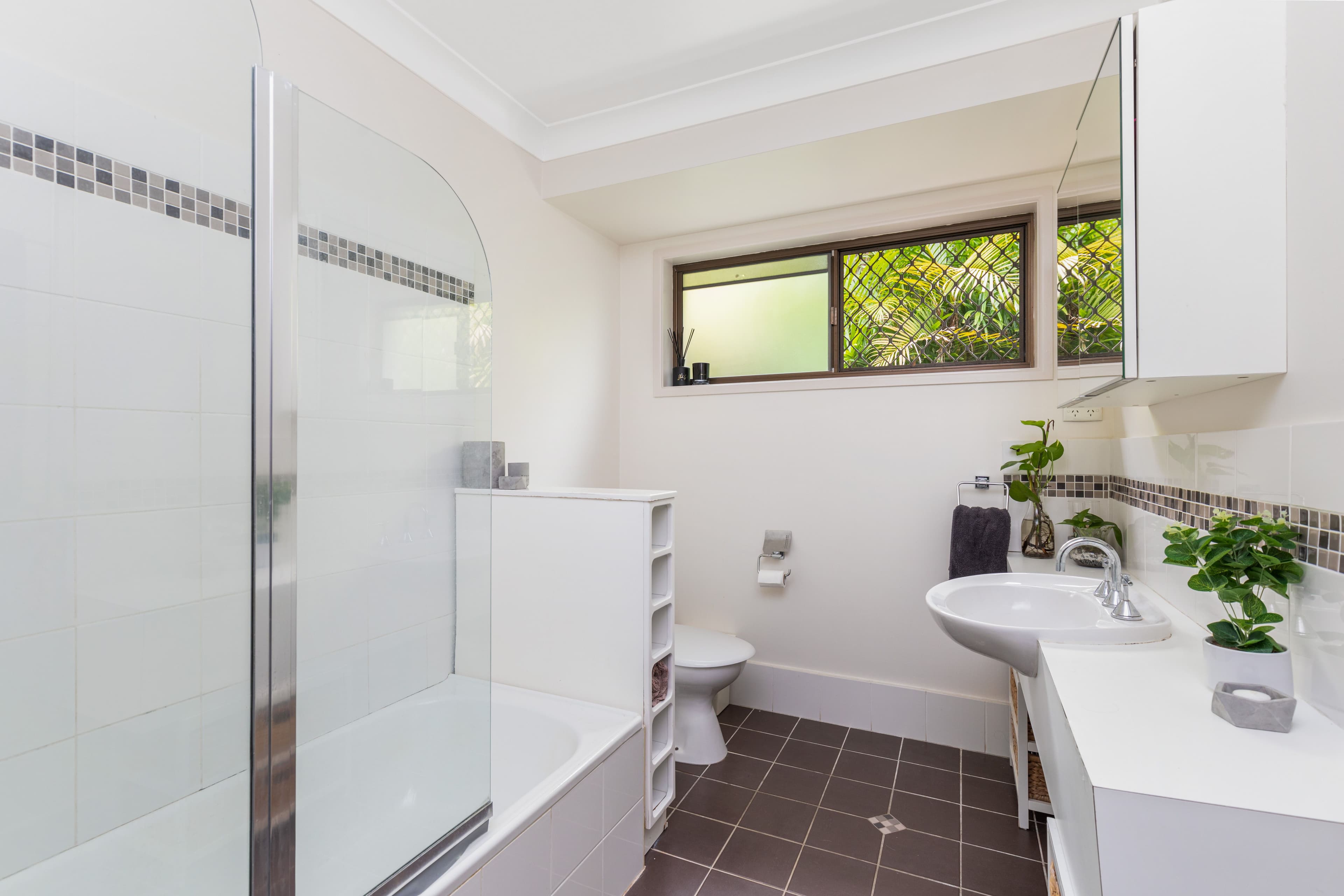 16 Naretha Street, Carindale QLD 4152, Carindale - Thumbnail 5