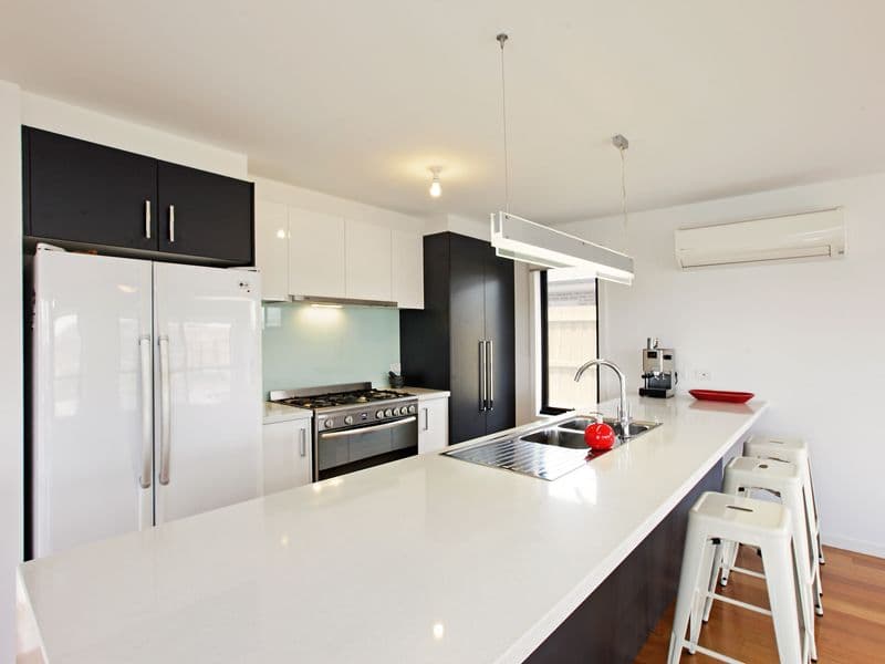 141 Grantham Drive, HIGHTON VIC 3216, Highton - Thumbnail 3