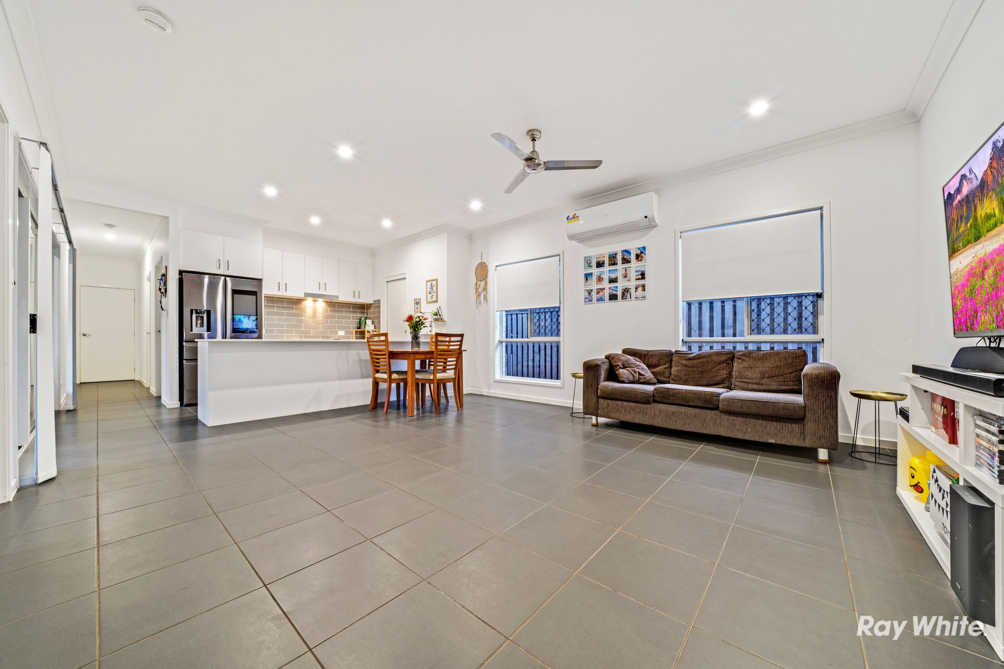 40 Vineyard Drive, Greenbank QLD 4124, Greenbank - Thumbnail 3