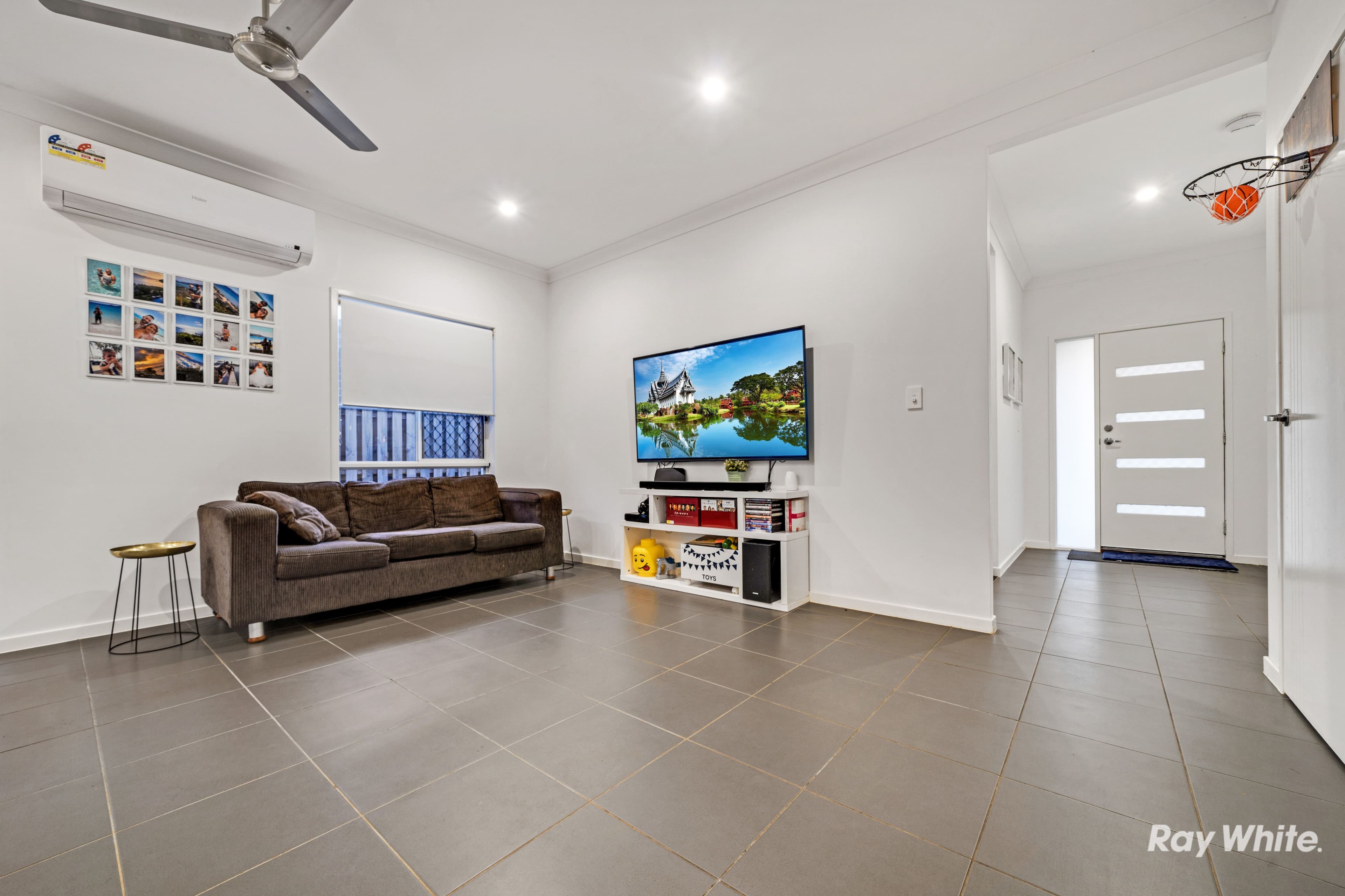 40 Vineyard Drive, Greenbank QLD 4124, Greenbank - Thumbnail 8