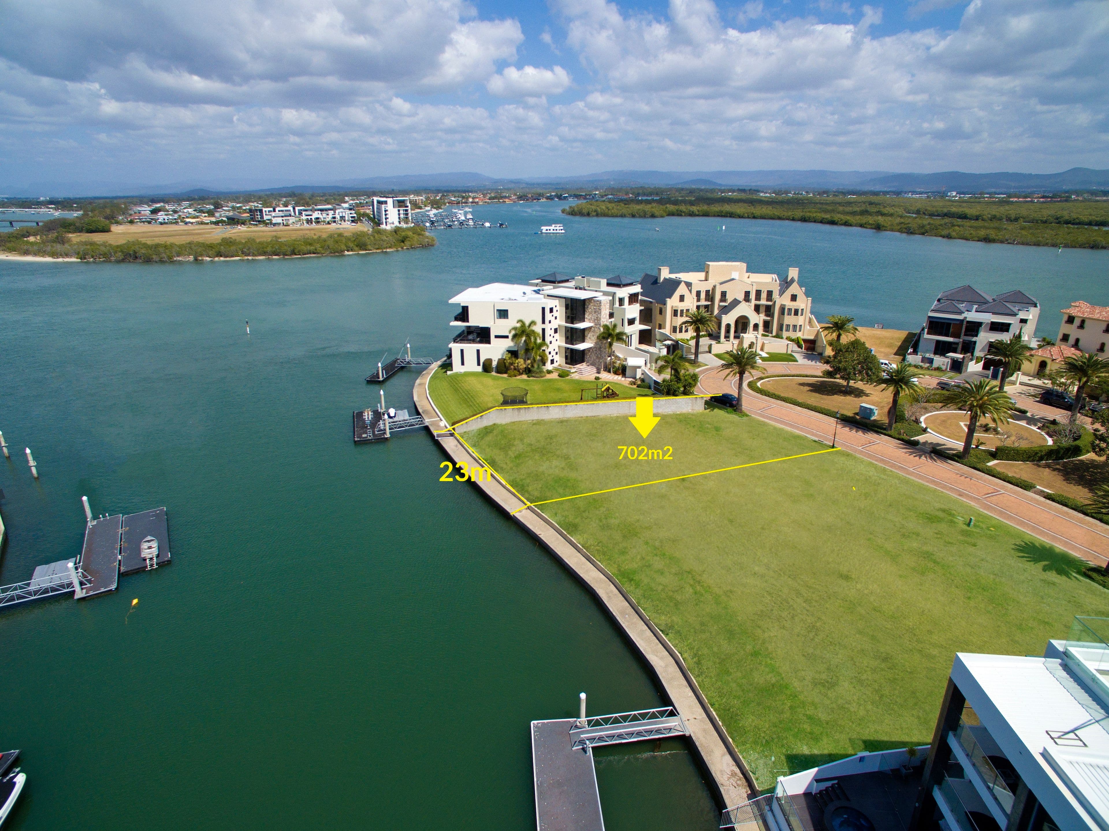 44 Knightsbridge Parade West, Sovereign Islands QLD 4216, Sovereign Islands - Thumbnail 3
