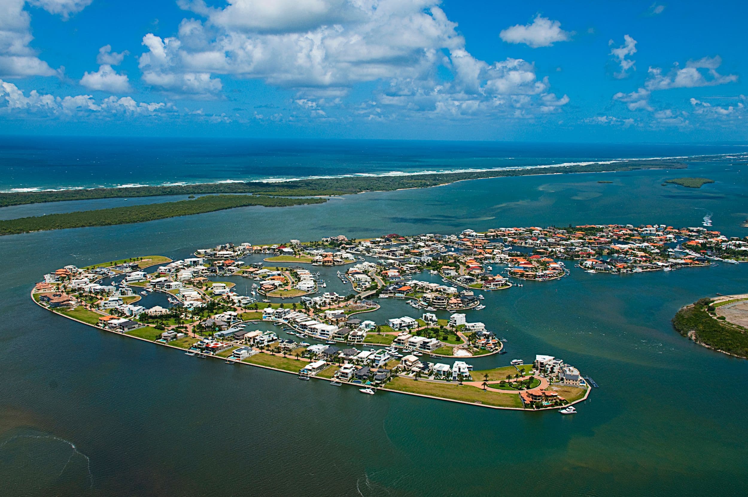 44 Knightsbridge Parade West, Sovereign Islands QLD 4216, Sovereign Islands - Thumbnail 5