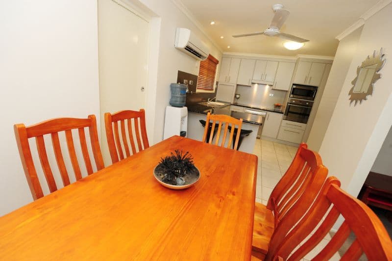 27 Dixon Drive, GLADSTONE QLD 4680, Gladstone - Thumbnail 3