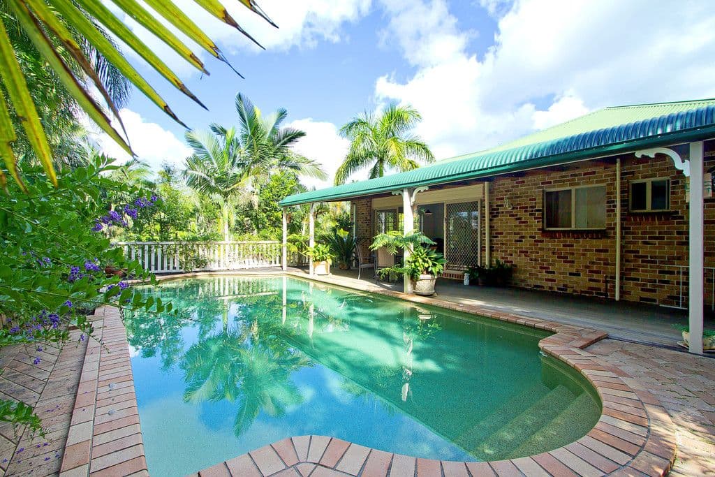 8 Oakmont Street, ROBINA QLD 4226, Robina - Thumbnail 2