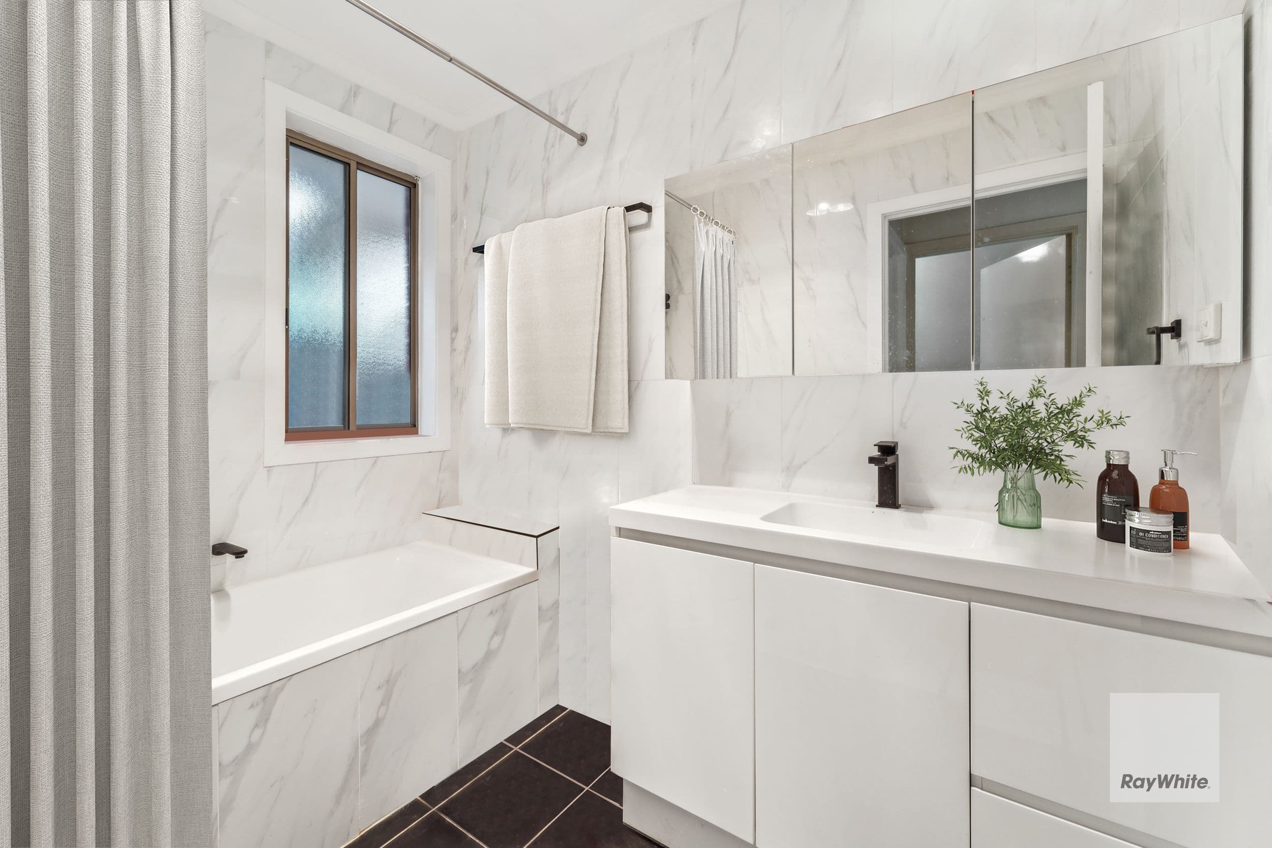 1 Lily Drive, Sydenham VIC 3037, Sydenham - Thumbnail 6