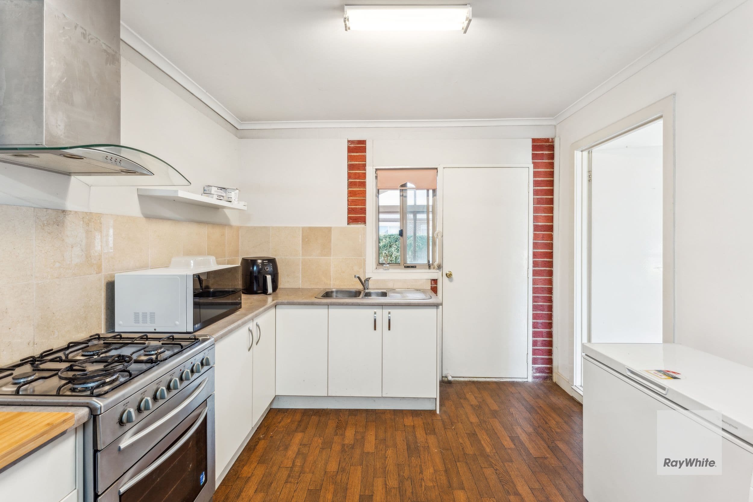 1 Lily Drive, Sydenham VIC 3037, Sydenham - Thumbnail 8