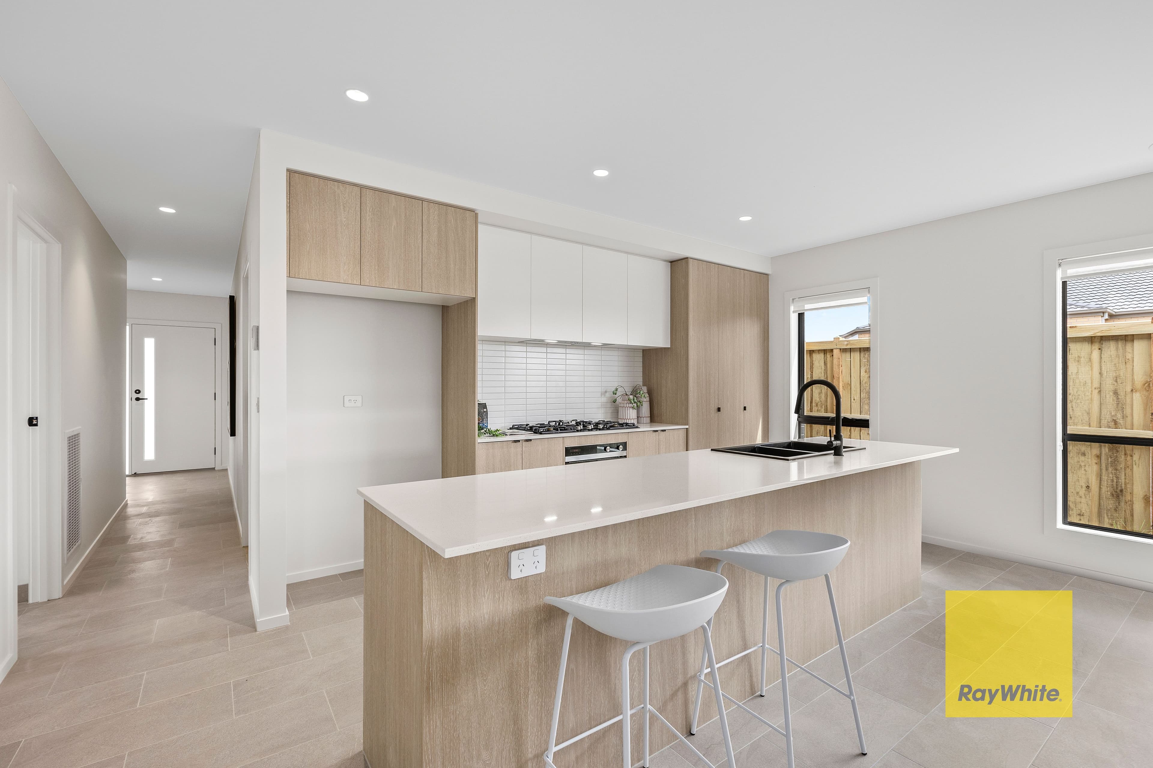10 Ashfield Drive, CHARLEMONT VIC 3217, Charlemont - Thumbnail 4