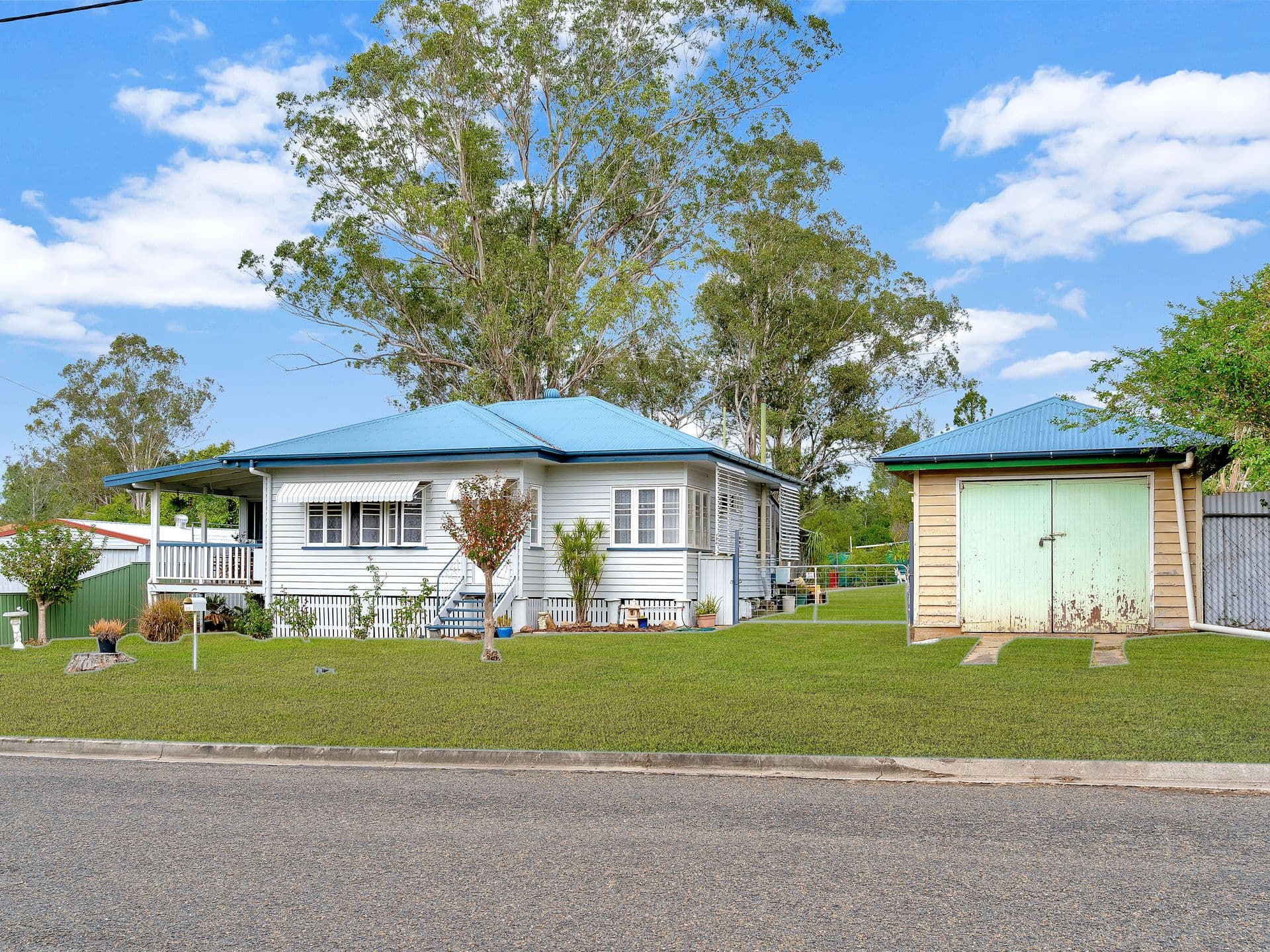 12 Barbour Street, Esk QLD 4312, Esk - Thumbnail 2