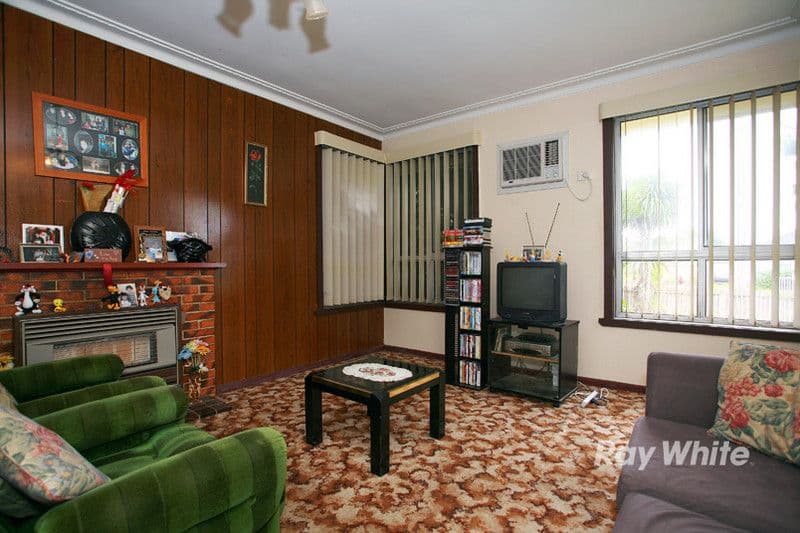 9 Marlene Court, SPRINGVALE VIC 3171, Springvale - Thumbnail 2