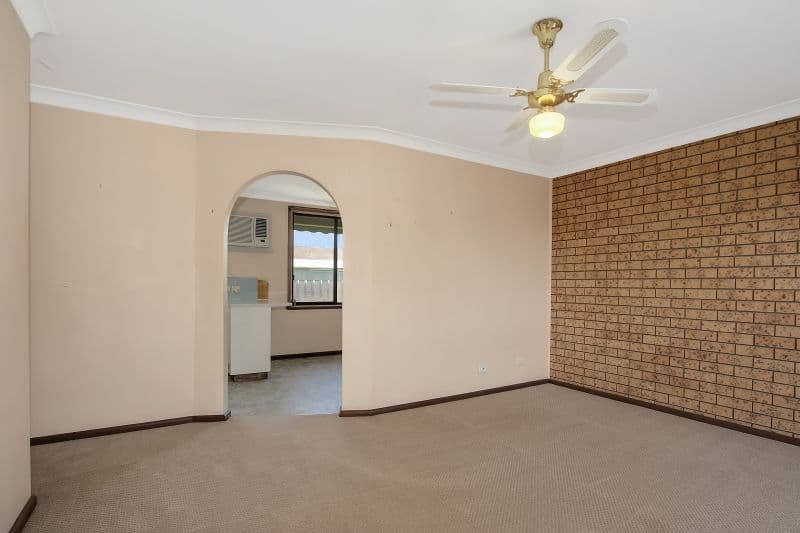 447 Alldis Avenue, Lavington NSW 2641, Lavington - Thumbnail 2