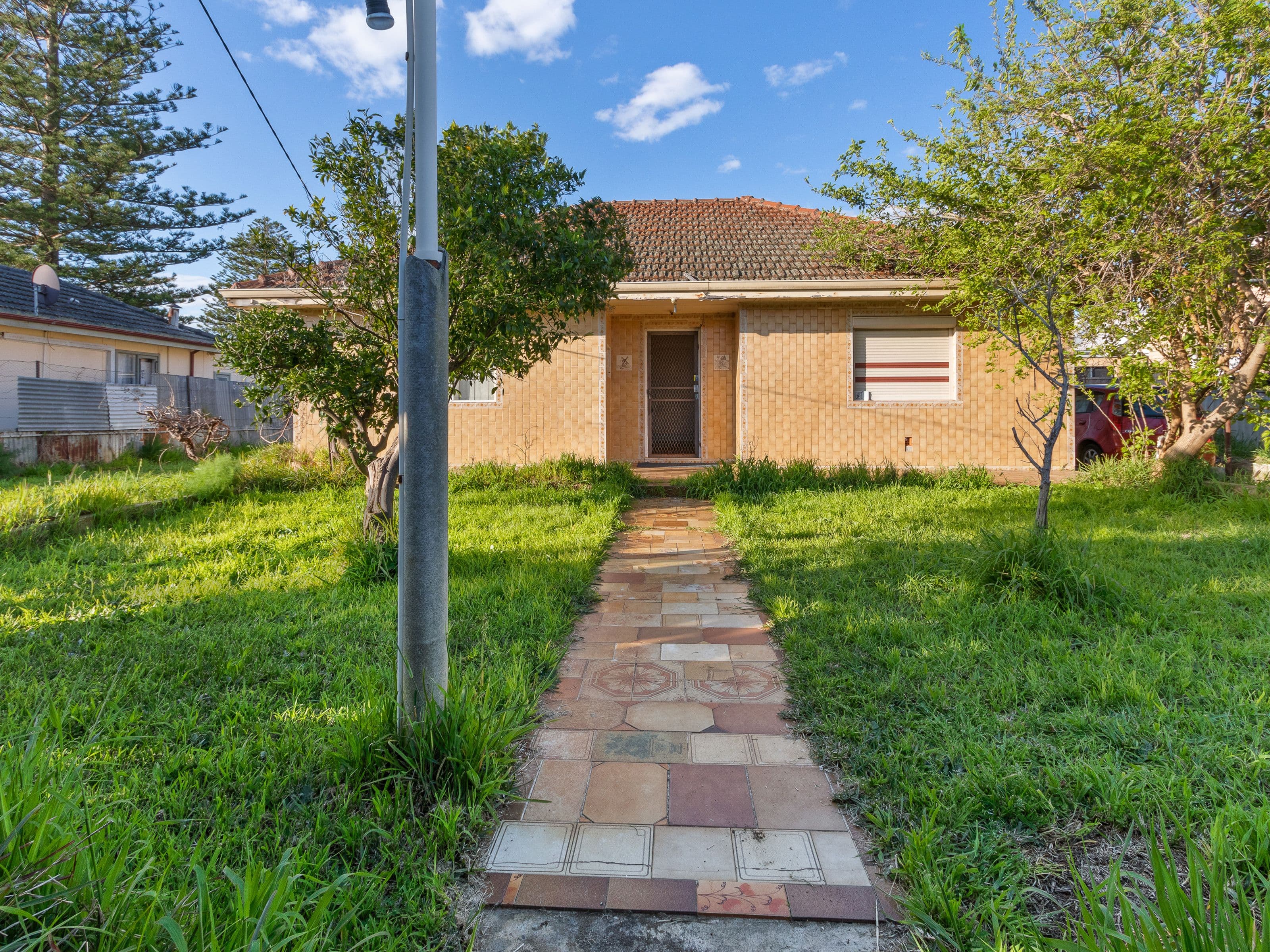 12 Derisleigh Street, Cannington WA 6107, Cannington - Thumbnail 3