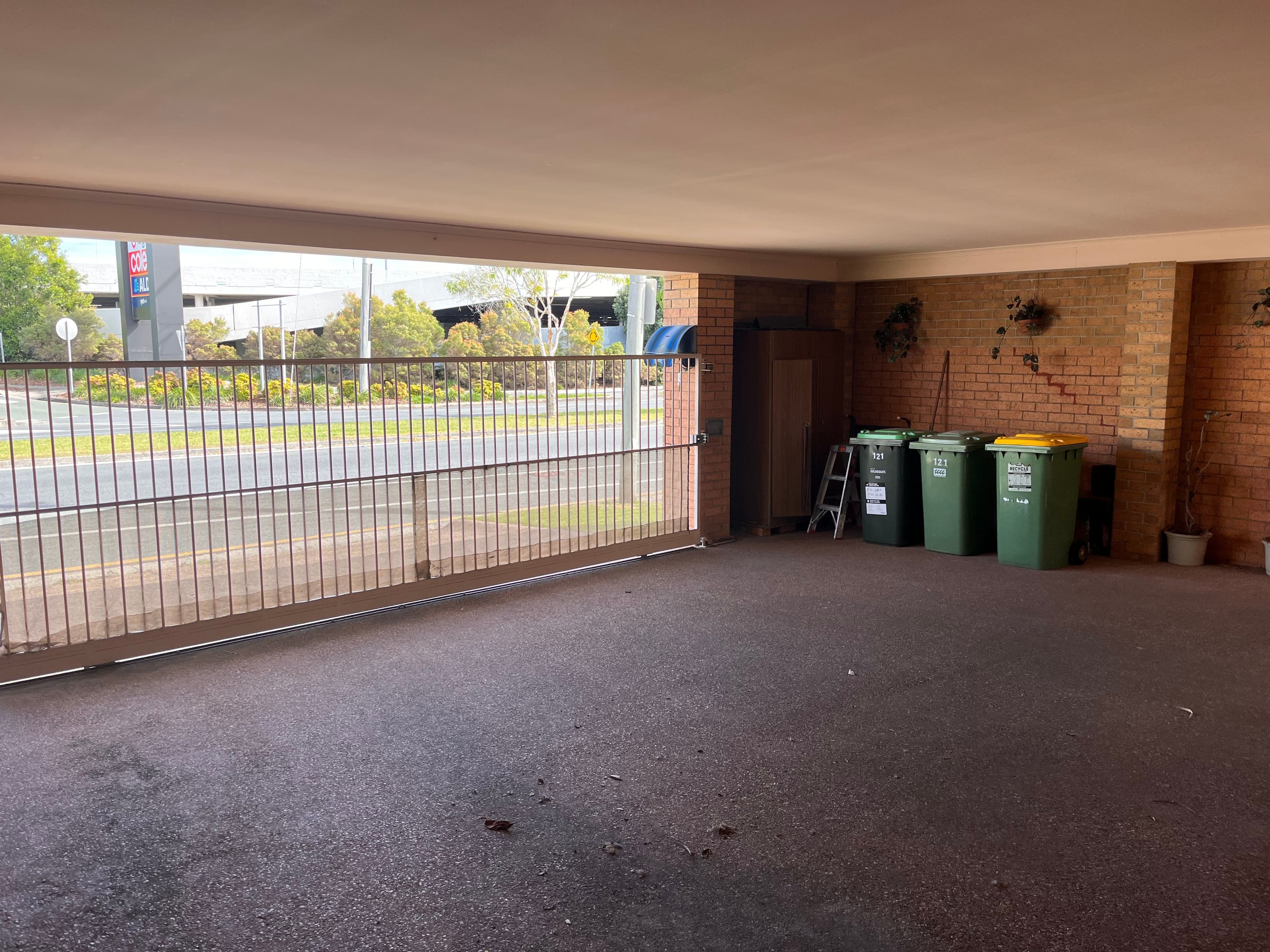 121 Bayview Street, Runaway Bay QLD 4216, Runaway Bay - Thumbnail 6