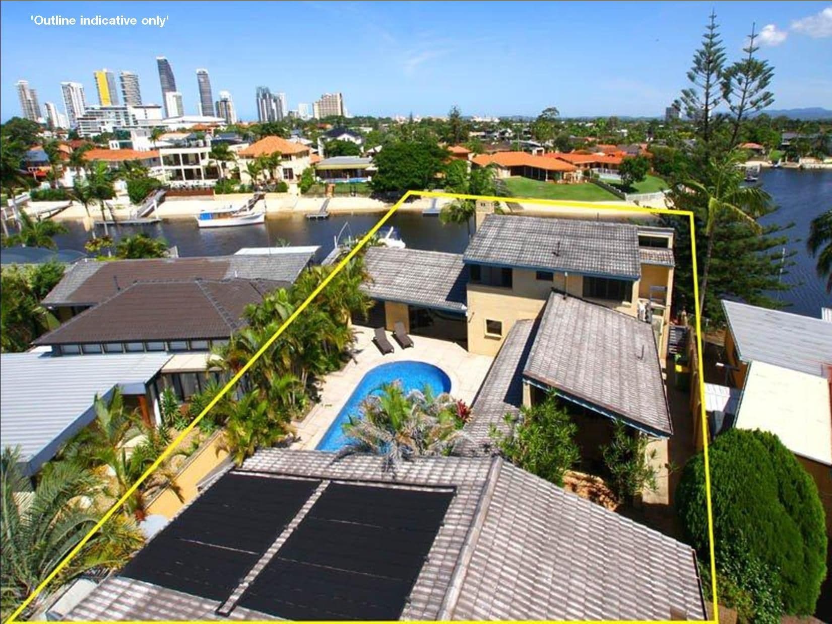 13 Beverley Crescent, BROADBEACH WATERS QLD 4218, Broadbeach Waters - Thumbnail 2