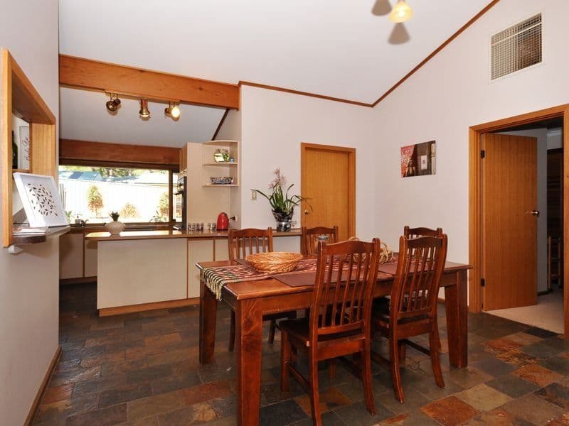 12 Tania Drive, ABERFOYLE PARK SA 5159, Aberfoyle Park - Thumbnail 6