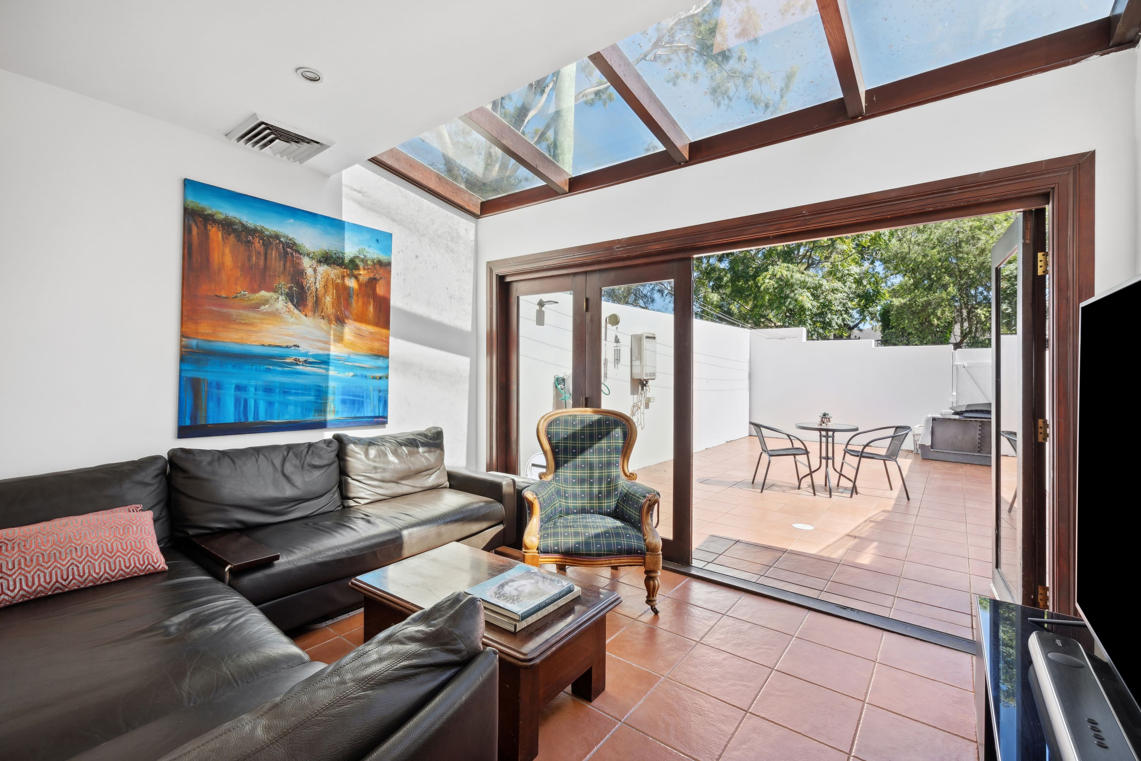 2 Newington Road, Marrickville NSW 2204, Marrickville - Thumbnail 3