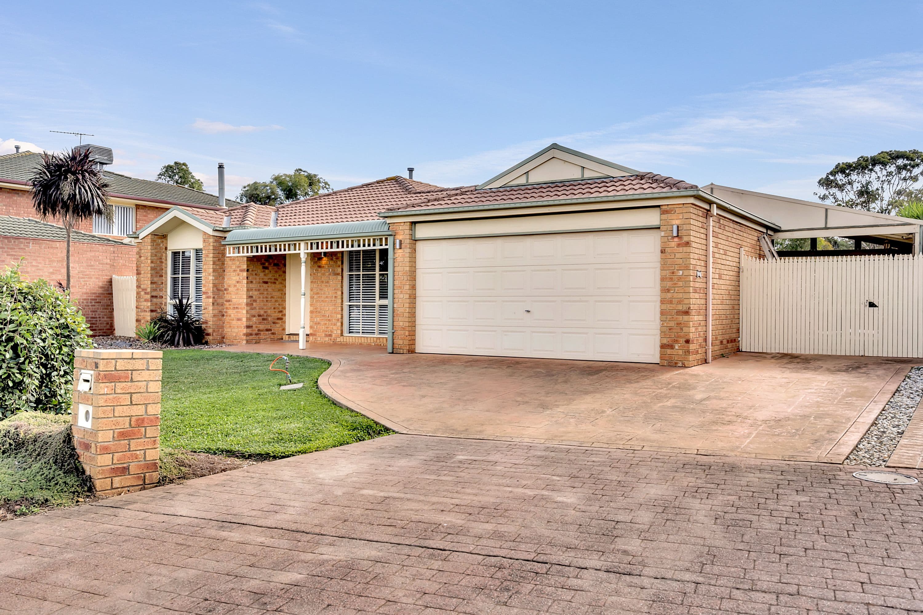 16 Heytesbury Crescent, Craigieburn VIC 3064, Craigieburn - Thumbnail 4