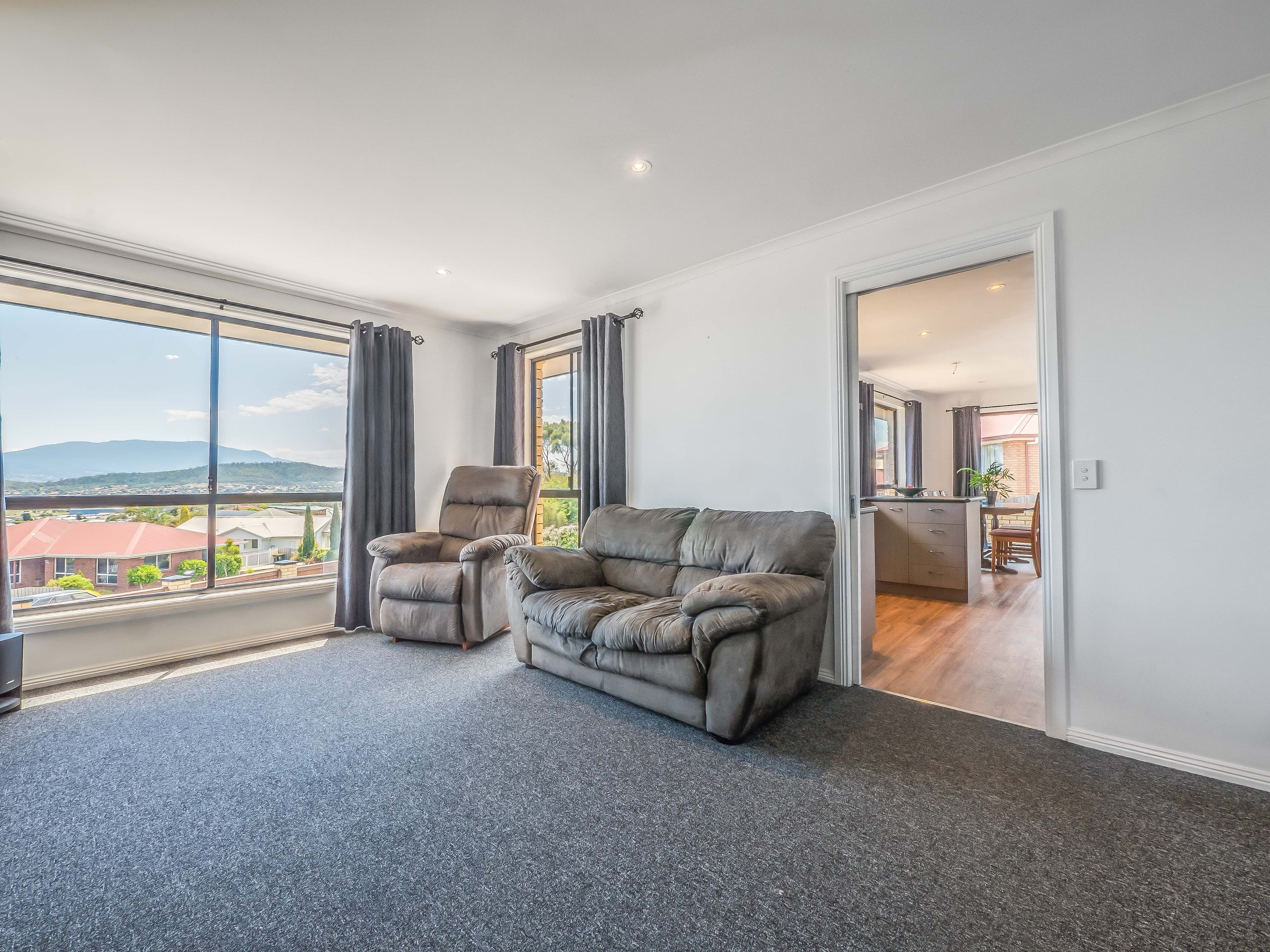 100 Oakdowns Parade, Oakdowns TAS 7019, Oakdowns - Thumbnail 4