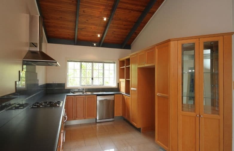 2 Barreenong Street, Glen Eden QLD 4680, Glen Eden - Thumbnail 3