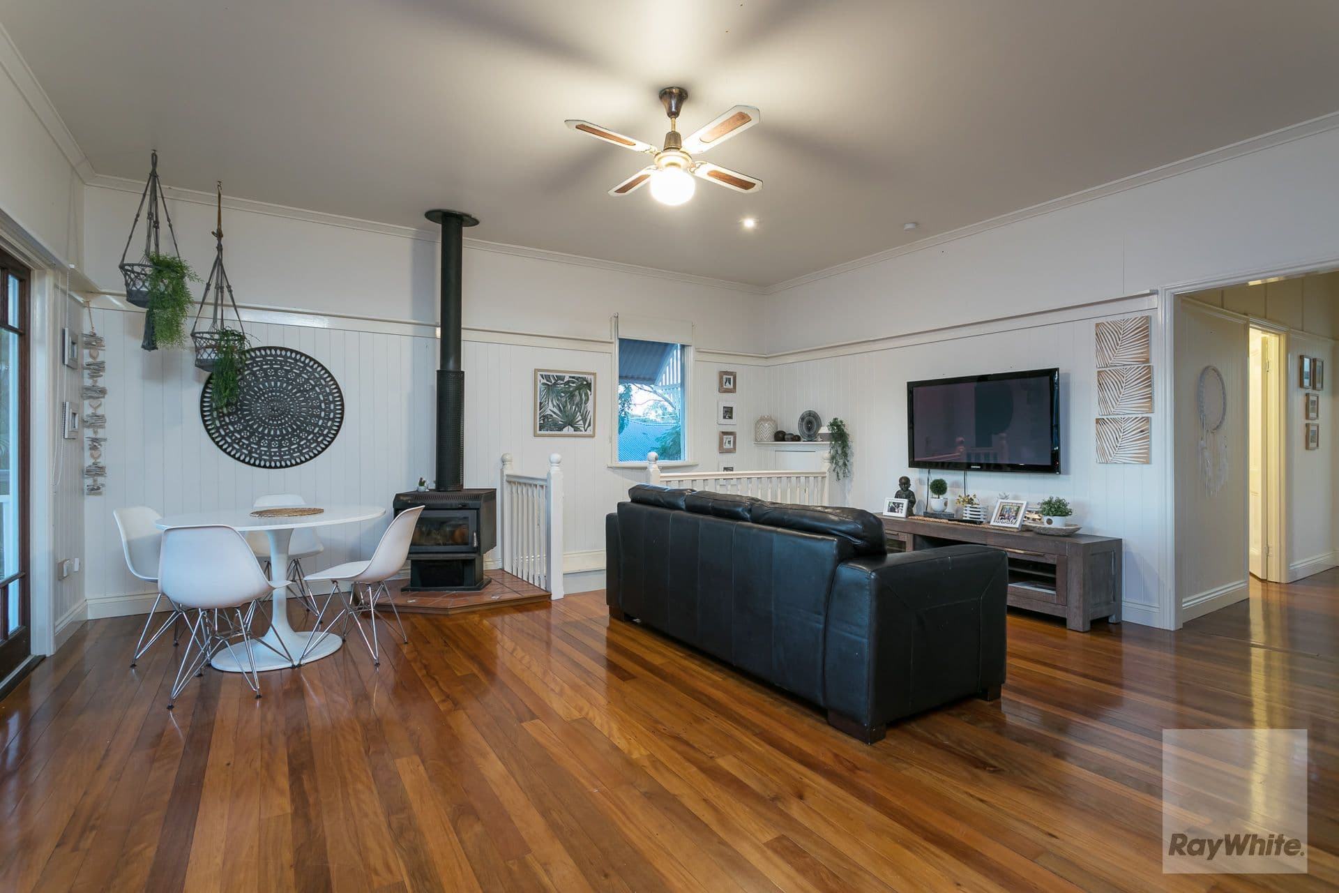 32 Haig Road, Birkdale QLD 4159, Birkdale - Thumbnail 2