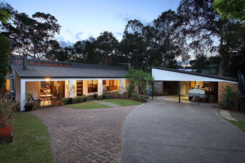 819 Cavendish Road, HOLLAND PARK QLD 4121, Holland Park - Image 1