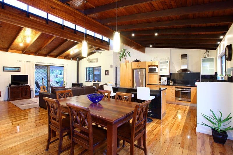 819 Cavendish Road, HOLLAND PARK QLD 4121, Holland Park - Thumbnail 4