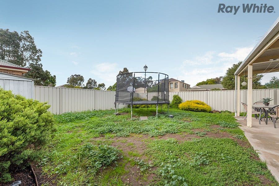46 Hepburn Way, Caroline Springs VIC 3023, Caroline Springs - Thumbnail 8