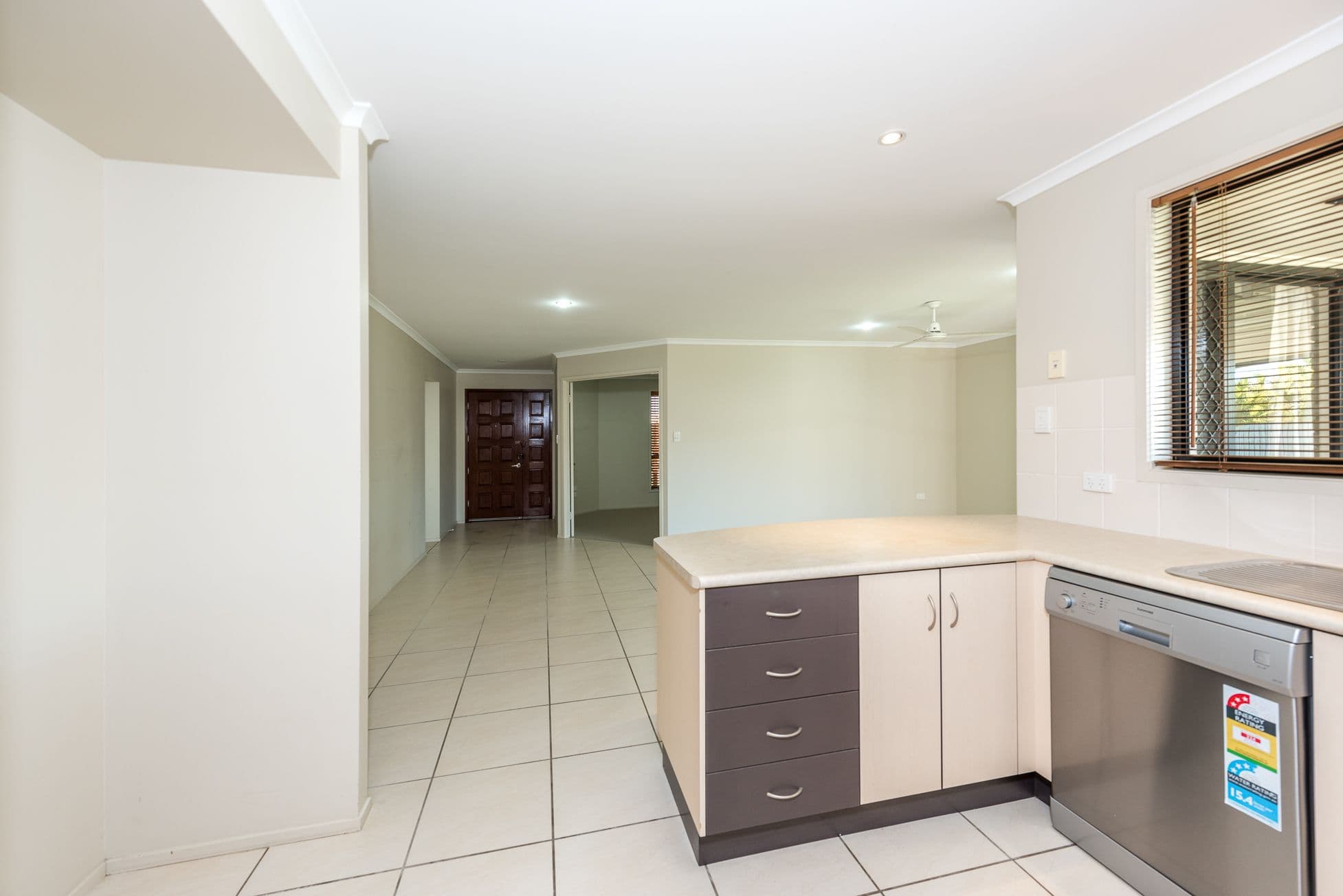 3 Voss Court, Millbank QLD 4670, Millbank - Thumbnail 8