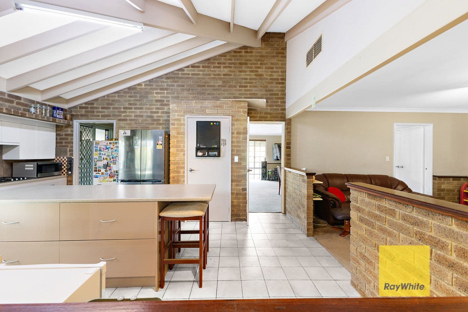12 CLARENDON Court, Thornlie WA 6108, Thornlie - Thumbnail 5