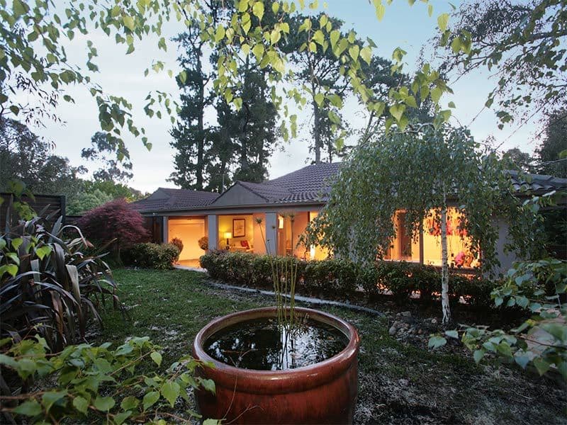 27 ANGELICA Crescent, CROYDON HILLS VIC 3136, Croydon Hills - Image 1