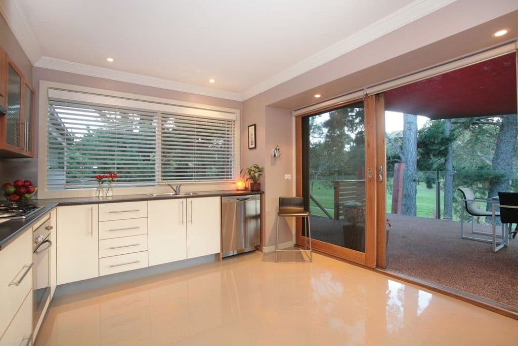 27 ANGELICA Crescent, CROYDON HILLS VIC 3136, Croydon Hills - Thumbnail 5