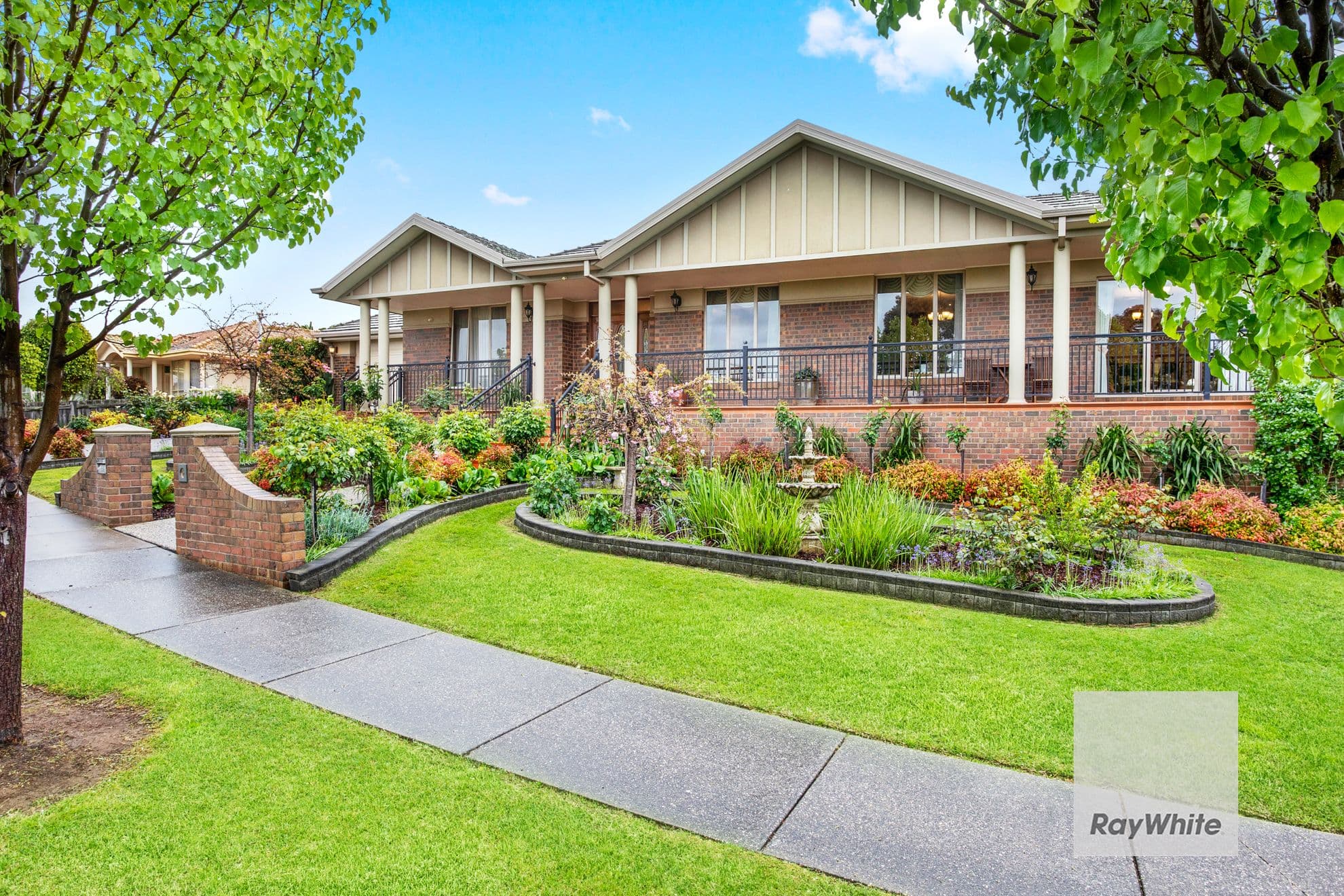 14 Faye Crescent, Keilor VIC 3036, Keilor - Thumbnail 2
