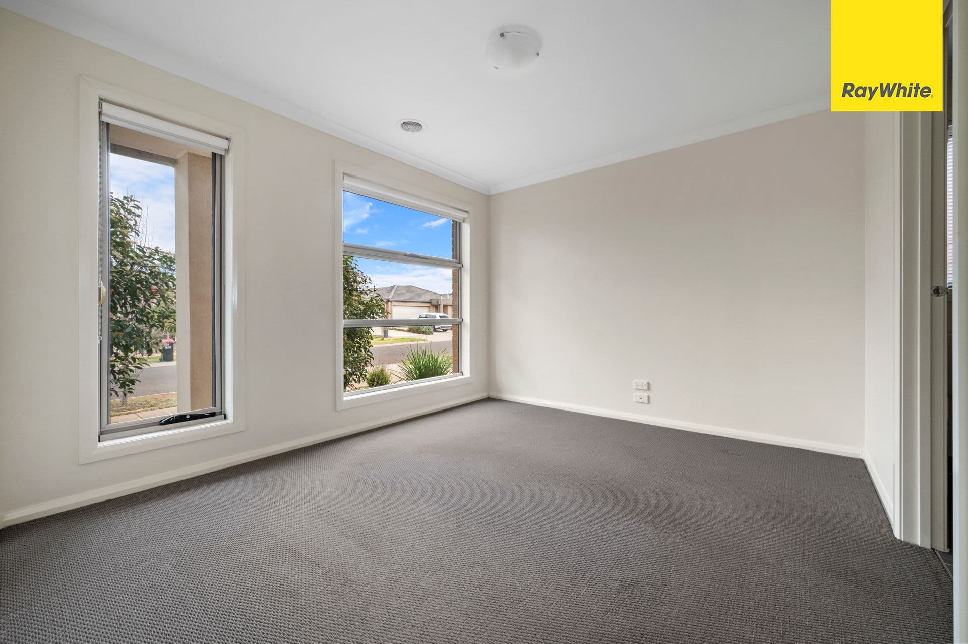 10 Robinson Drive, WEIR VIEWS VIC 3338, Weir Views - Thumbnail 5