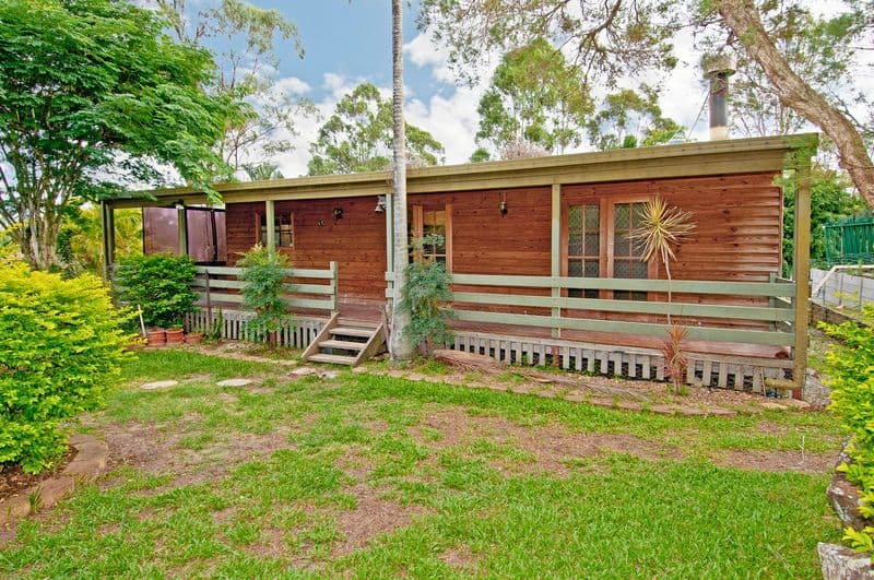 17 Ivanhoe Drive, BETHANIA QLD 4205, Bethania - Thumbnail 3