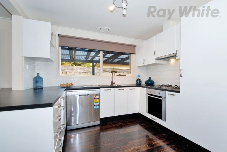 14 BAKER Road, BAYSWATER NORTH VIC 3153, Bayswater North - Thumbnail 4