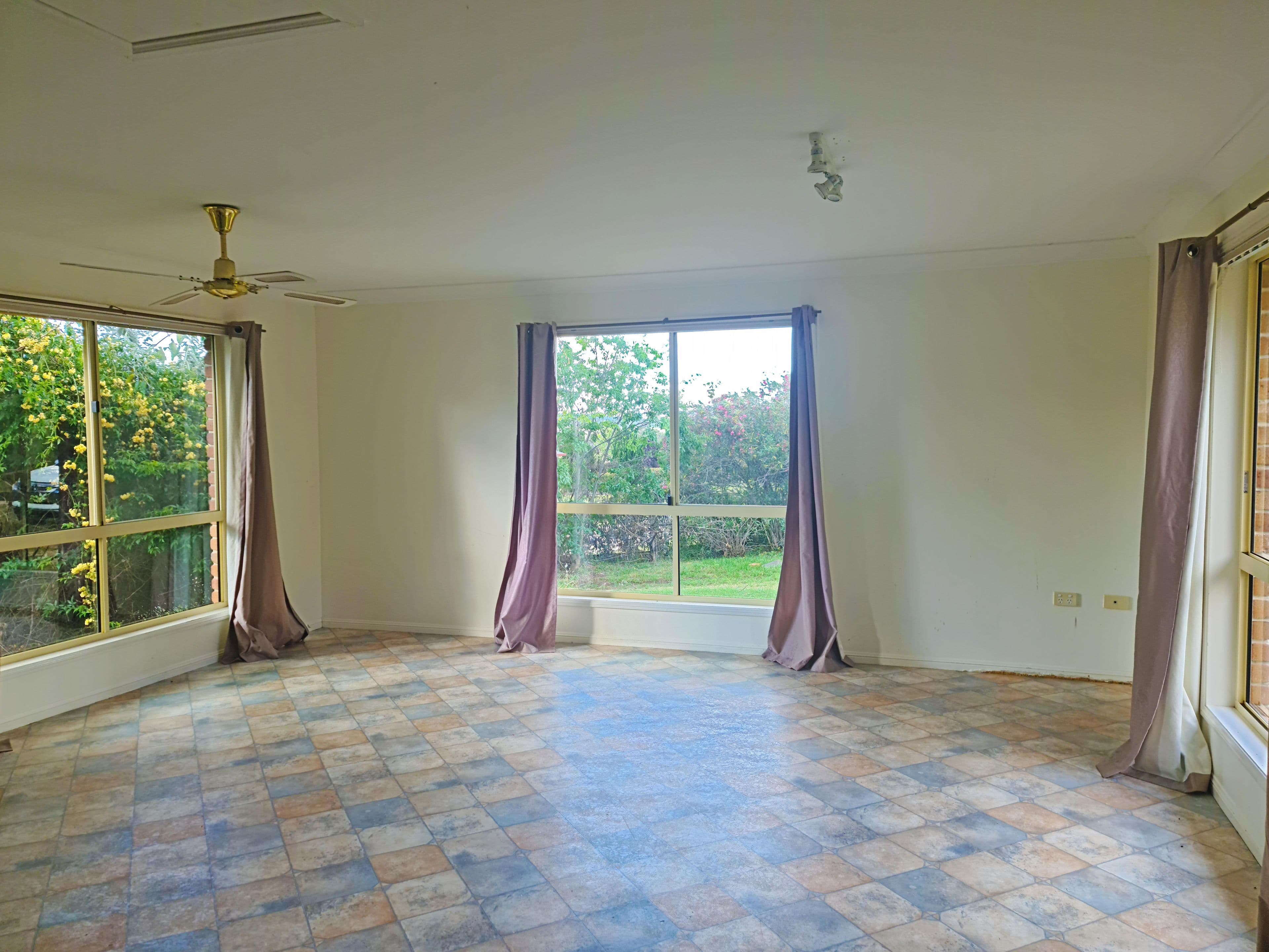 8 North Street, Rosenthal Heights QLD 4370, Rosenthal Heights - Thumbnail 4