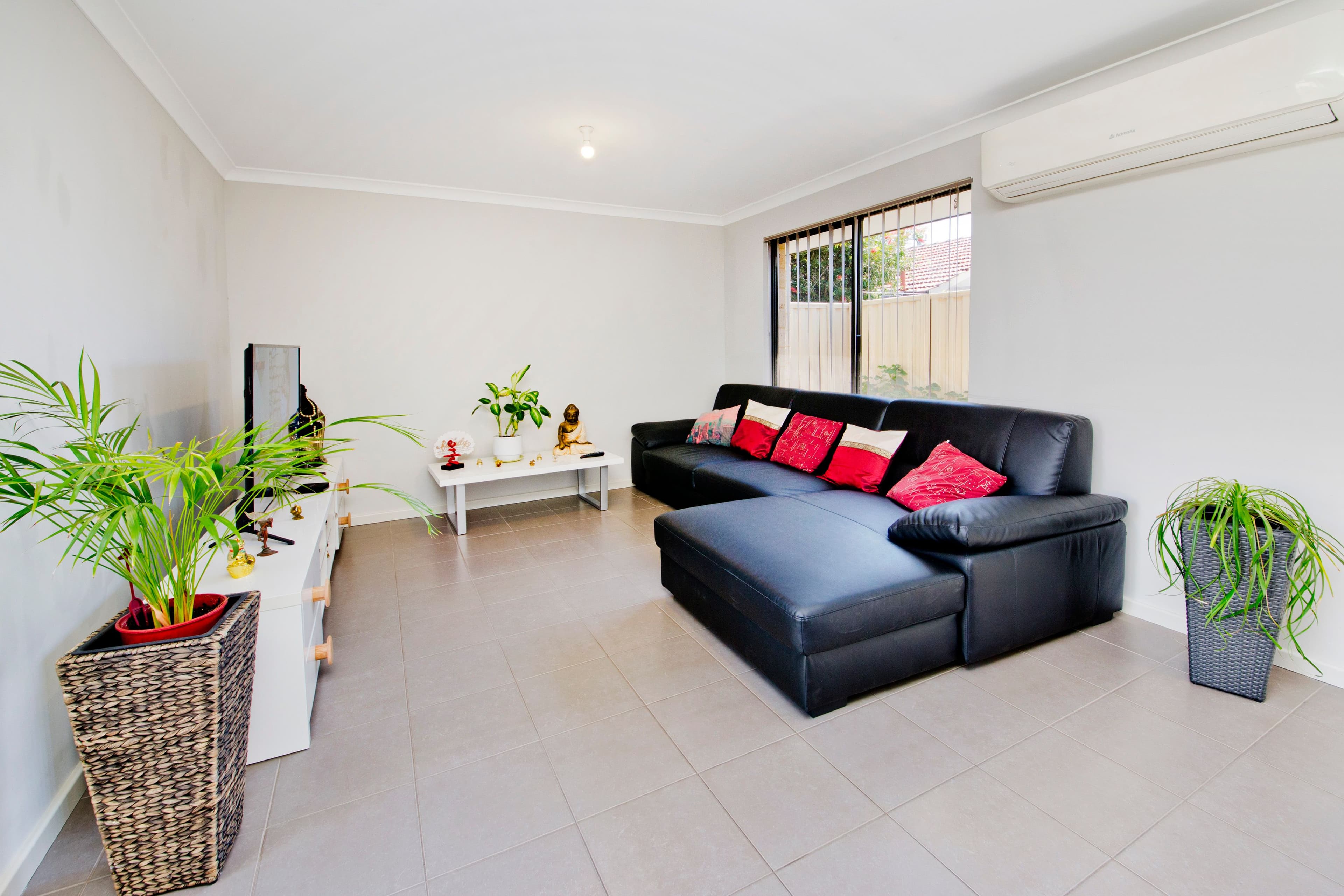 25 Chilgrove Way, Balga WA 6061, Balga - Thumbnail 3