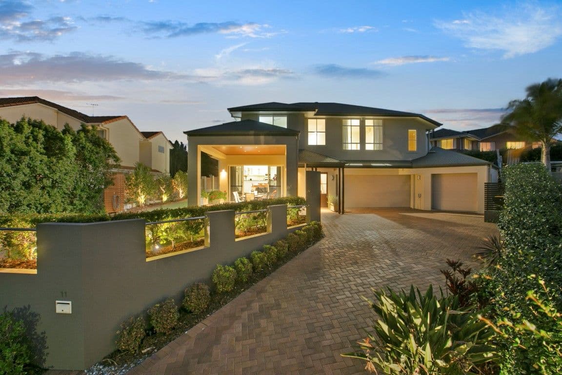 11 Hopetoun Close, CARINDALE QLD 4152, Carindale - Image 1