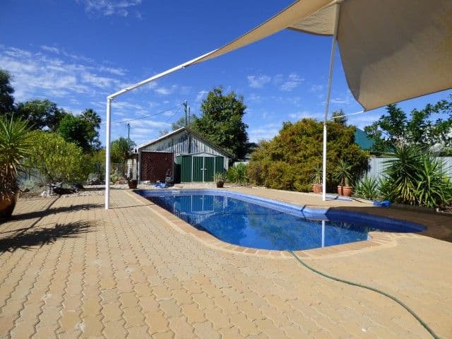 17 Arthur Street, Roma QLD 4455, Roma - Thumbnail 2