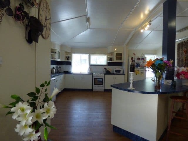 17 Arthur Street, Roma QLD 4455, Roma - Thumbnail 7