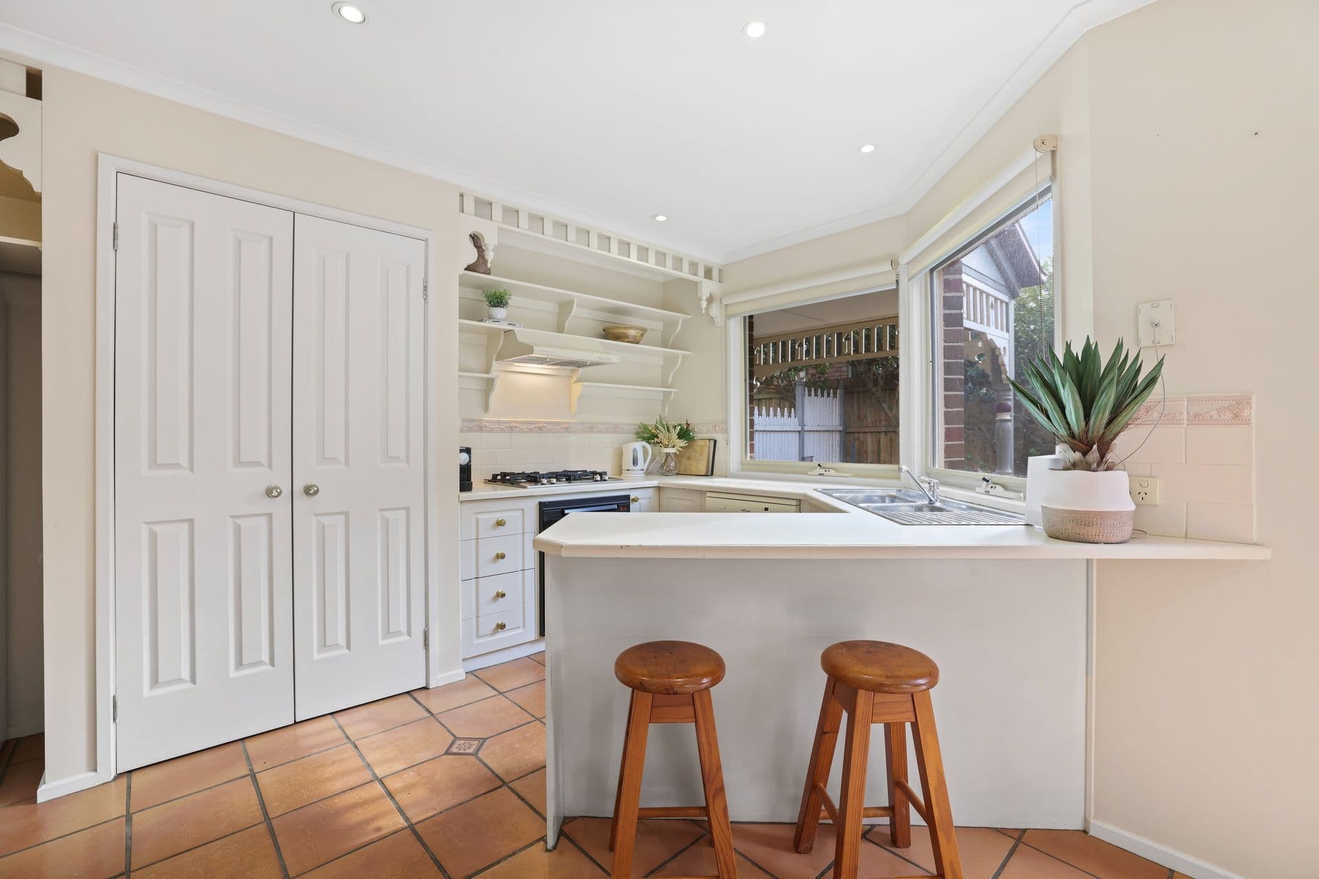 9 Confait Court, Berwick VIC 3806, Berwick - Thumbnail 6