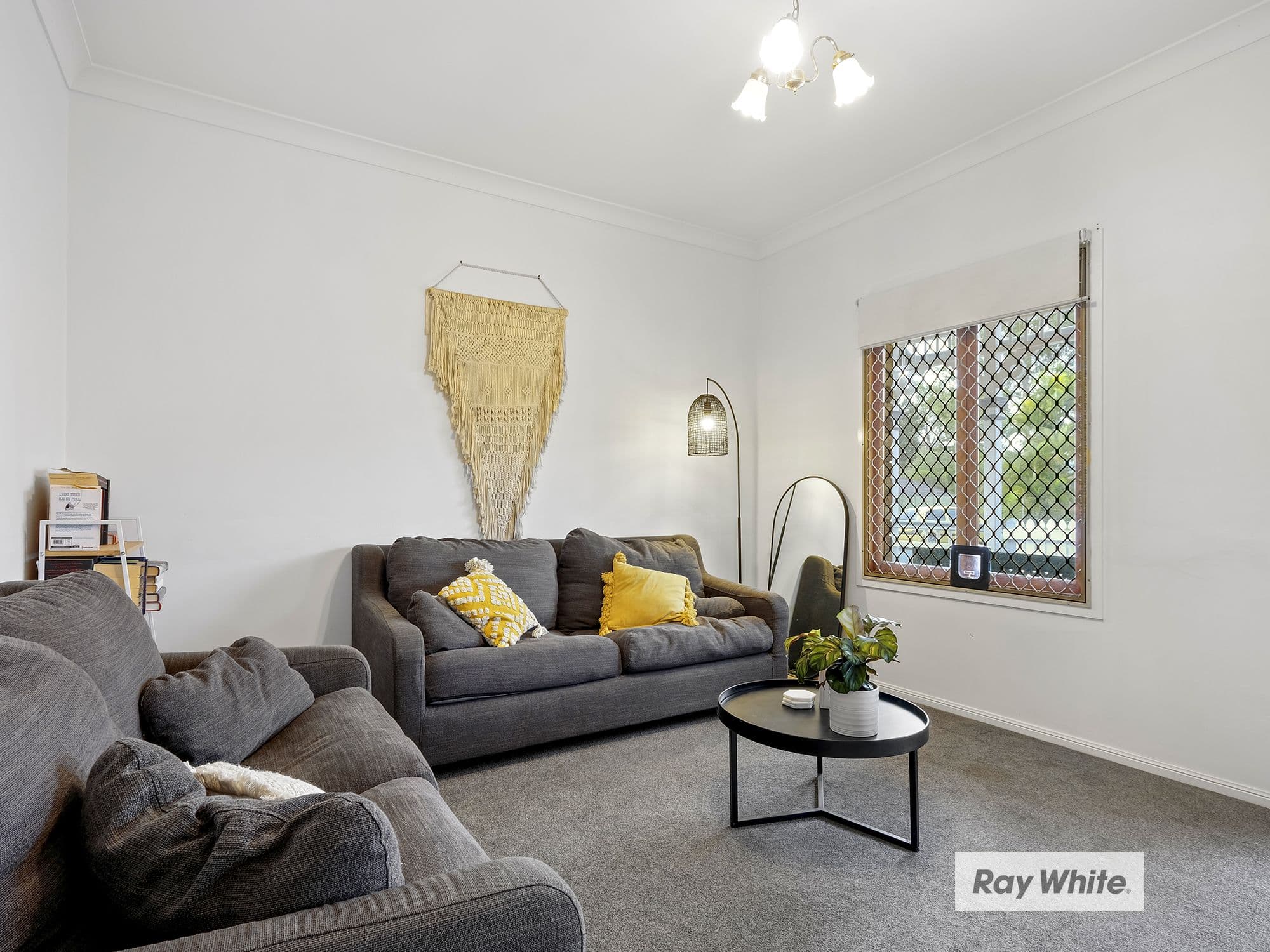 6 Sherringham Close, Forest Lake QLD 4078, Forest Lake - Thumbnail 2