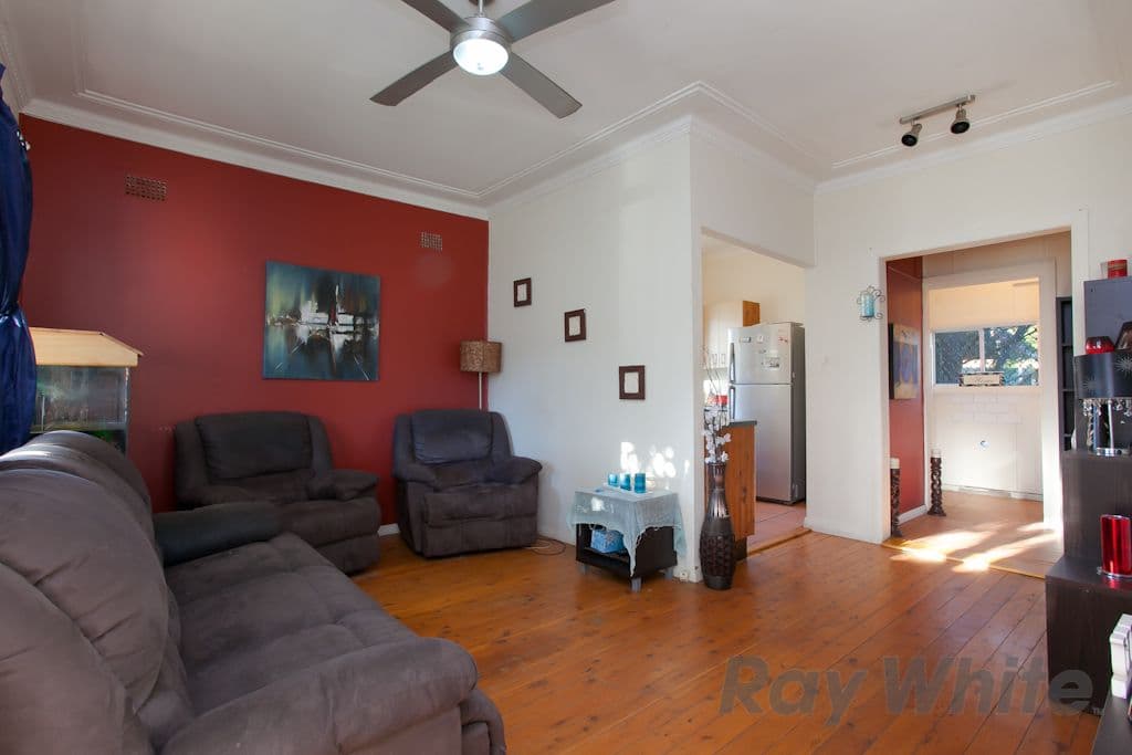 270 Warners Bay Road, MOUNT HUTTON NSW 2290, Mount Hutton - Thumbnail 2