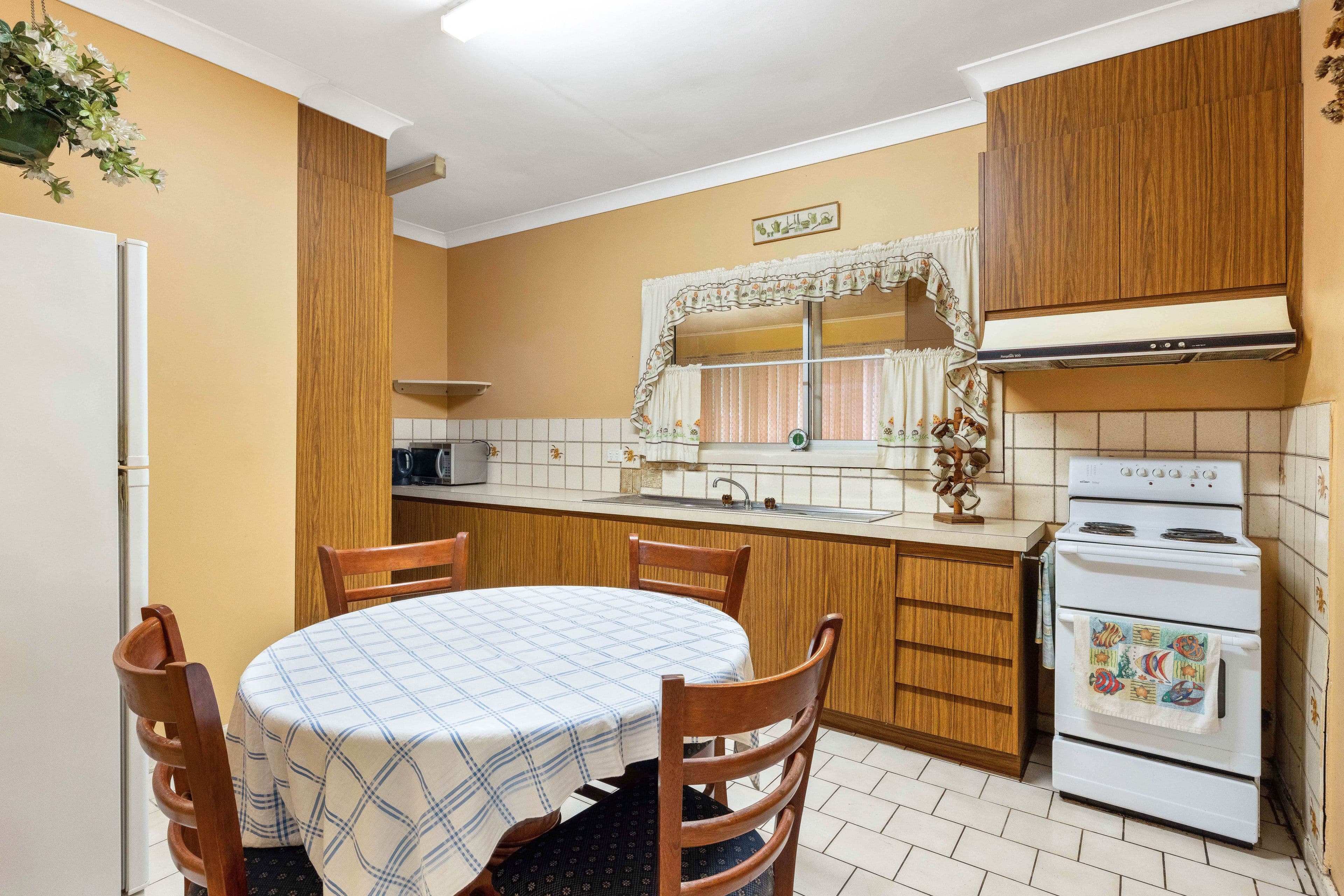100 Loongana Avenue, Glenroy VIC 3046, Glenroy - Thumbnail 4