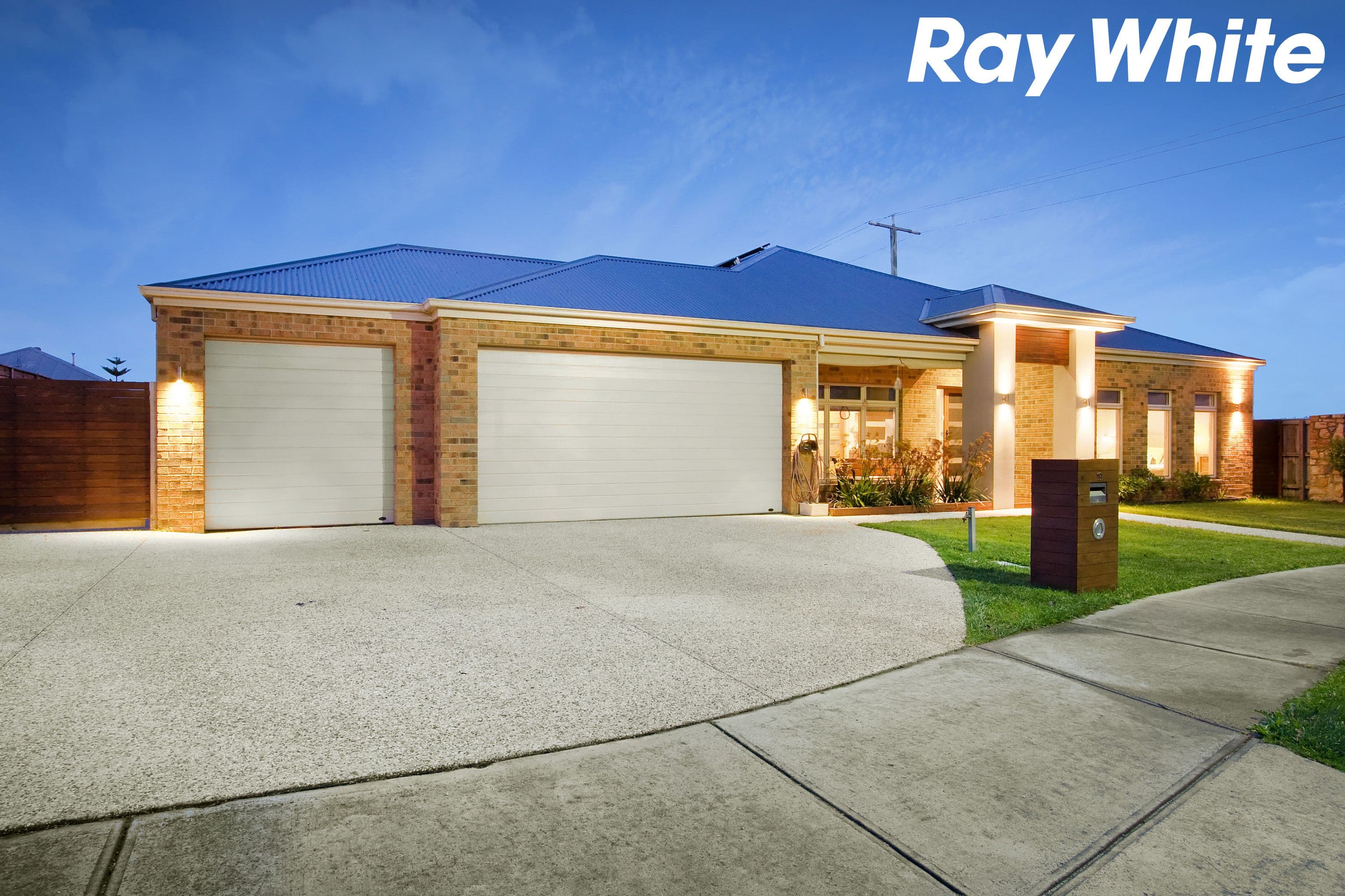 19 Withers Court, Pakenham VIC 3810, Pakenham - Thumbnail 2