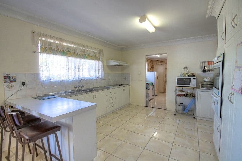 1 Cedar Street, RACEVIEW QLD 4305, Raceview - Thumbnail 8