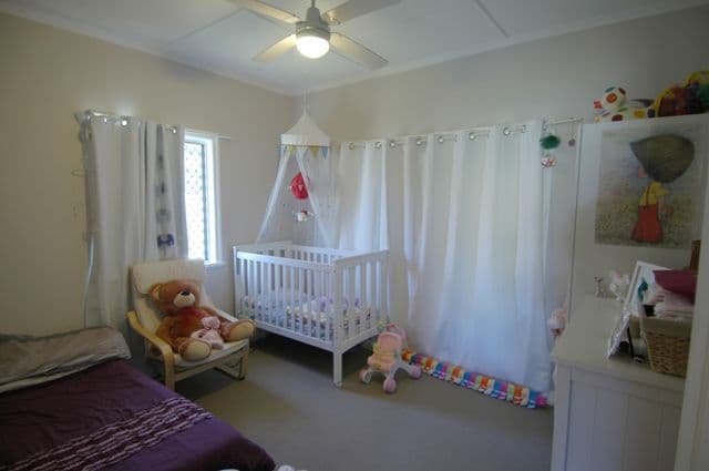 194 Glebe Road, BOOVAL QLD 4304, Booval - Thumbnail 7