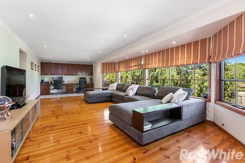 9 Kellaway Crescent, Mill Park VIC 3082, Mill Park - Thumbnail 7